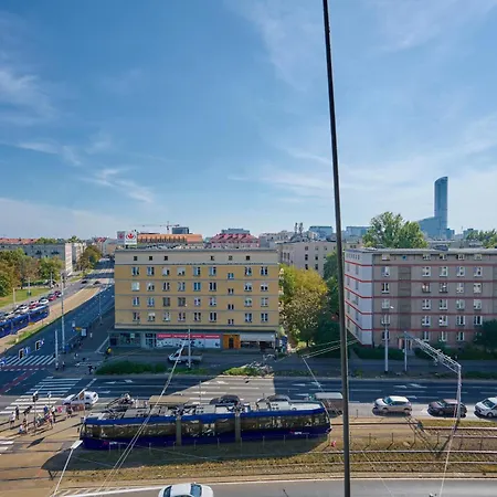 Cozy Studio With Amazing View Of The City By Renters 아파트 *