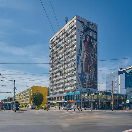 Cozy Studio With Amazing View Of The City By Renters * 브로츠와프